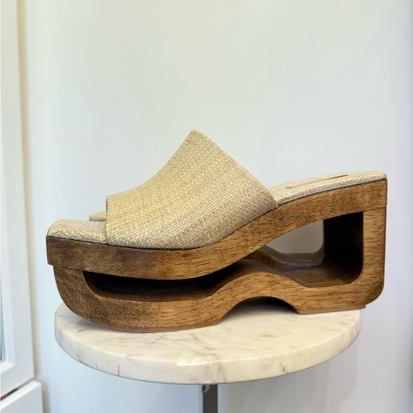 NEW CULT GAIA RUZA WOODEN CUTOUT PLATFORM SANDAL RAFFIA TROPICAL SIZE 10